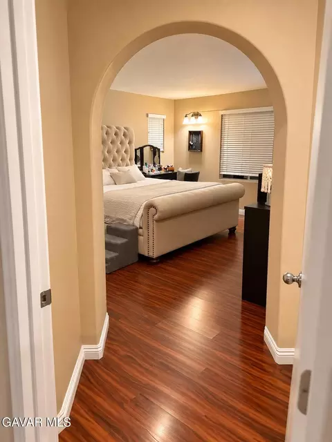 Entry Way - 2233 Avenida Del Mar, Lancaster, CA 93535 photo 2 of 3