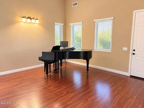 Living - 2233 Avenida Del Mar, Lancaster, CA 93535 photo 1 of 1