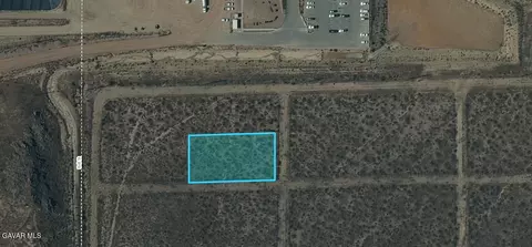 10 Mohawk Ave, Mojave, CA 93501 photo 2