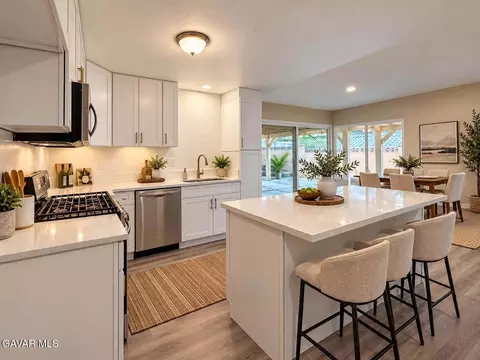 Kitchen - 44721 Benald St, Lancaster, CA 93535 photo 2 of 3