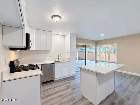 Kitchen - 44721 Benald St, Lancaster, CA 93535 photo 3 of 3