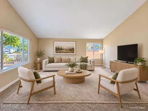 Living - 44721 Benald St, Lancaster, CA 93535 photo 1 of 4