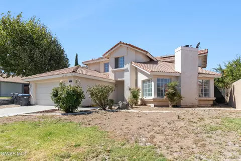 Exterior - 1137 Redwood Ct, Tehachapi, CA 93561 photo 3 of 6