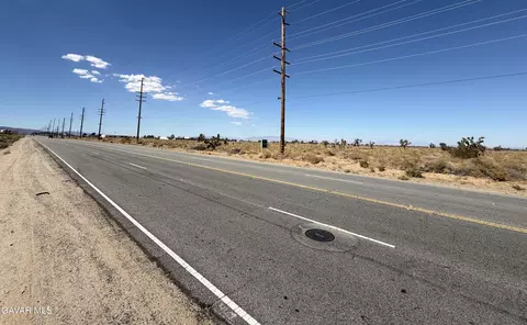 Columbia Way, Palmdale, CA 93591
