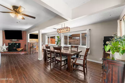 Dining - 37730 Lasker Ave, Palmdale, CA 93550 photo 4 of 7