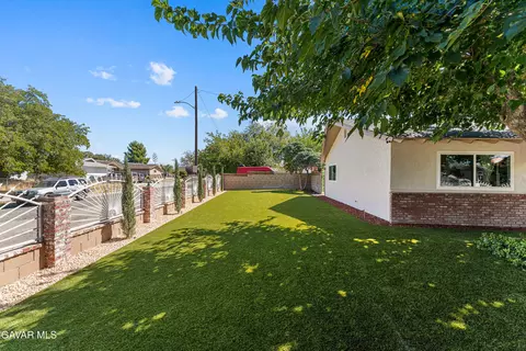 Exterior - 37730 Lasker Ave, Palmdale, CA 93550 photo 6 of 18