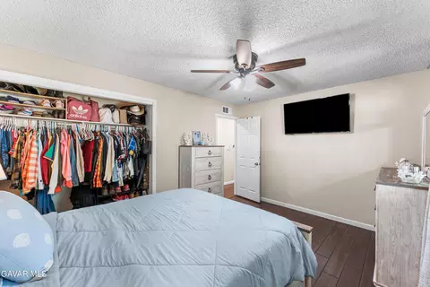 Bedroom - 37730 Lasker Ave, Palmdale, CA 93550 photo 4 of 7