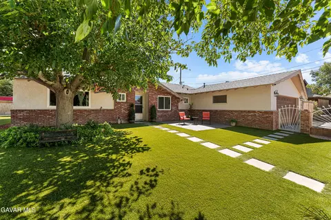 Exterior - 37730 Lasker Ave, Palmdale, CA 93550 photo 2 of 18