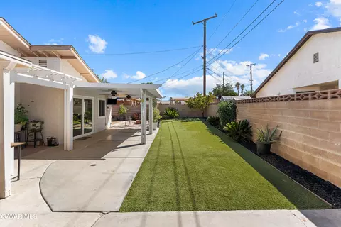Exterior - 37730 Lasker Ave, Palmdale, CA 93550 photo 10 of 18
