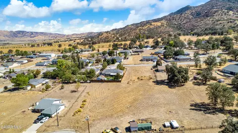 Kelso Court, Tehachapi, CA 93561 photo 7