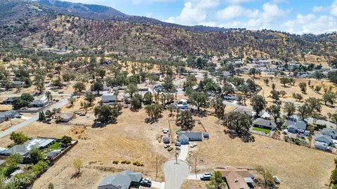 Kelso Court, Tehachapi, CA 93561 photo 9