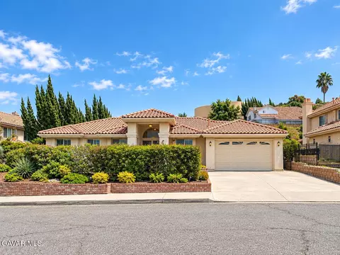 5060 Claro Way, Palmdale, CA 93551