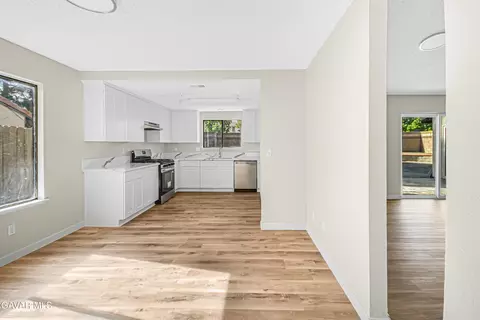 Entry Way - 5168 Blue Sage Dr, Palmdale, CA 93552 photo 1 of 1