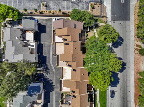 View/Area - 1830 E Avenue J2 #3, Lancaster, CA 93535 photo 1 of 7