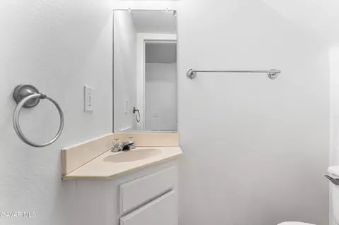 Bath - 1830 E Avenue J2 #3, Lancaster, CA 93535 photo 1 of 4