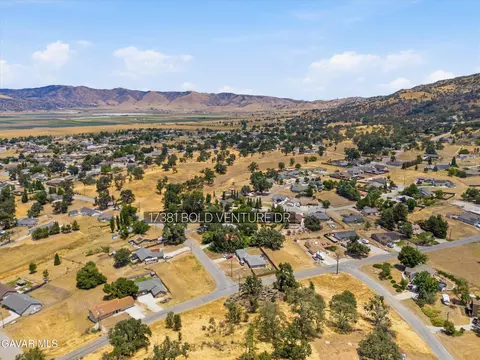 View/Area - 17381 Bold Venture Dr, Tehachapi, CA 93561 photo 2 of 5