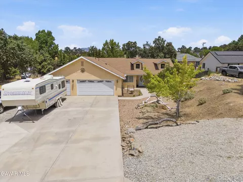 Other - 17381 Bold Venture Dr, Tehachapi, CA 93561 photo 2 of 9