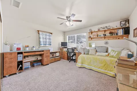 Bedroom - 17381 Bold Venture Dr, Tehachapi, CA 93561 photo 3 of 4