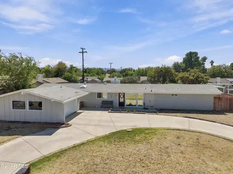 544 E Avenue J1, Lancaster, CA 93535