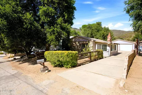 40213 Calle Rosalito, Green Valley, CA 91390
