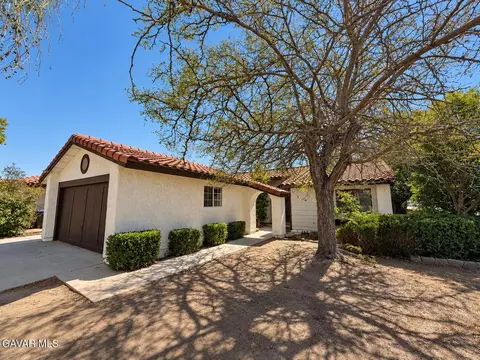1002 E Avenue J6 Ave, Lancaster, CA 93535 photo 2