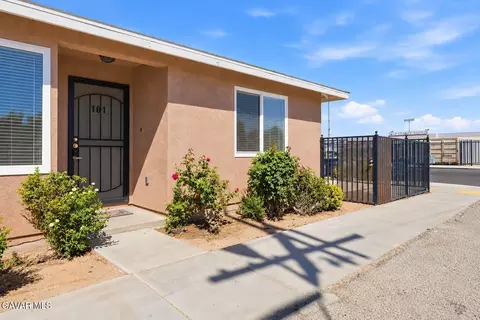 Other - 45019 N Division St, Lancaster, CA 93535 photo 2 of 6