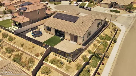 View/Area - 39186 Pinto Ct, Palmdale, CA 93551 photo 4 of 5