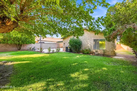 Exterior - 44650 E 11th St, Palmdale, CA 93550 photo 3 of 3
