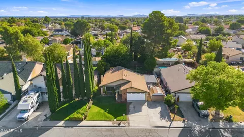 View/Area - 44650 E 11th St, Palmdale, CA 93550 photo 1 of 2