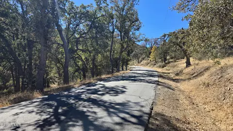 Saint Moritz Drive, Tehachapi, CA 93561 photo 28