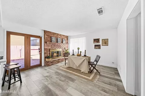 Dining - 1134 Elm St, Tehachapi, CA 93561 photo 1 of 4