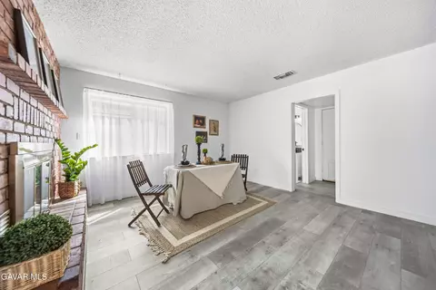 Dining - 1134 Elm St, Tehachapi, CA 93561 photo 4 of 4