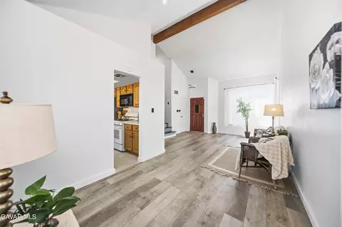 Entry Way - 1134 Elm St, Tehachapi, CA 93561 photo 3 of 3