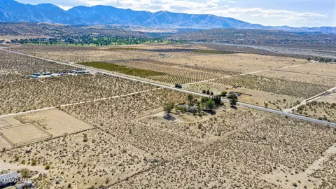 View/Area - 33036 E 165th St, Llano, CA 93544 photo 7 of 10