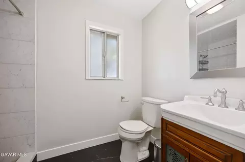 Bath - 33036 E 165th St, Llano, CA 93544 photo 2 of 2
