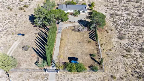 View/Area - 33036 E 165th St, Llano, CA 93544 photo 8 of 10