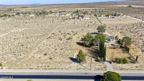 View/Area - 33036 E 165th St, Llano, CA 93544 photo 9 of 10