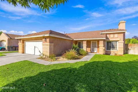 Exterior - 44201 Freer Way, Lancaster, CA 93536 photo 2 of 3