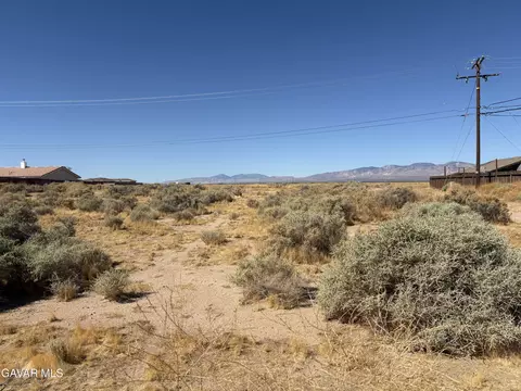 81 St, California City, CA 93505
