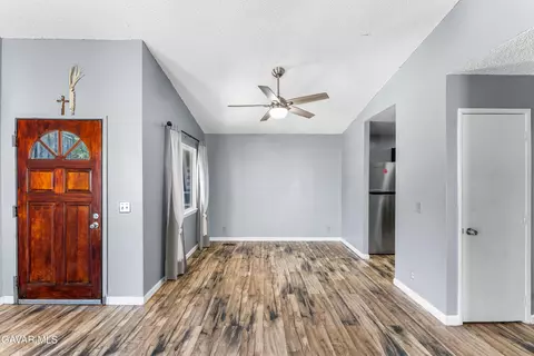 Other - 44117 Parkview Ln, Lancaster, CA 93535 photo 2 of 5