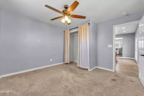 Bedroom - 35602 12 Old Nadeau Rd, Palmdale, CA 93550 photo 2 of 4