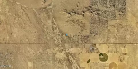 E Ave Q, Palmdale, CA 93591 photo 5