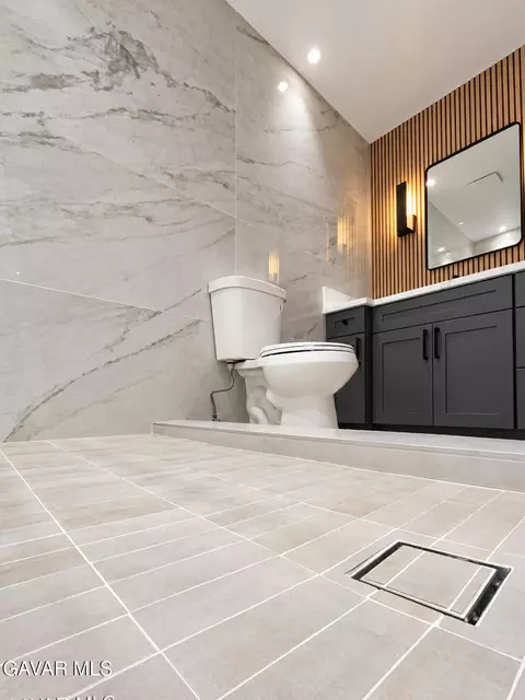 Bath - 40356 Ronar St, Palmdale, CA 93591 photo 13 of 27