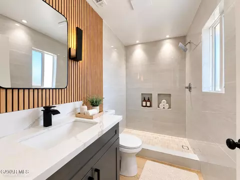 Bath - 40356 Ronar St, Palmdale, CA 93591 photo 16 of 27