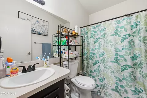Bath - 45465 E 25th St #SPC 213, Lancaster, CA 93535 photo 1 of 2