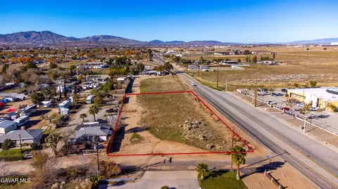 Cor E Q 27 E 27th St, Palmdale, CA 93550 photo 3
