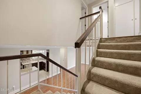 Entry Way - 19208 Hamlin St UNIT 5, Reseda, CA 91335 photo 4 of 4