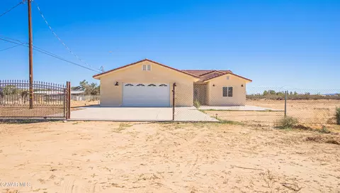 Exterior - 37660 E 115th St, Littlerock, CA 93543 photo 1 of 2