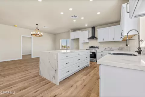 Kitchen - 37660 E 115th St, Littlerock, CA 93543 photo 3 of 3