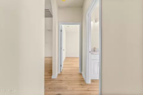 Entry Way - 37660 E 115th St, Littlerock, CA 93543 photo 2 of 2